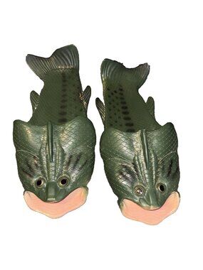 Fish Shaped Green Rubber Sandals Funny Fisher Gag Gift Sz 11/12 Slip On Green